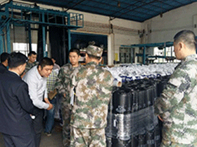 广州军区装备部同志到我司参观考察